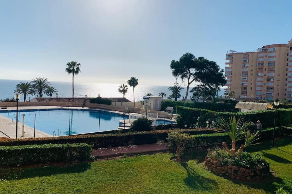 Апартаменты Gael Seaview Torrox Costa Экстерьер фото